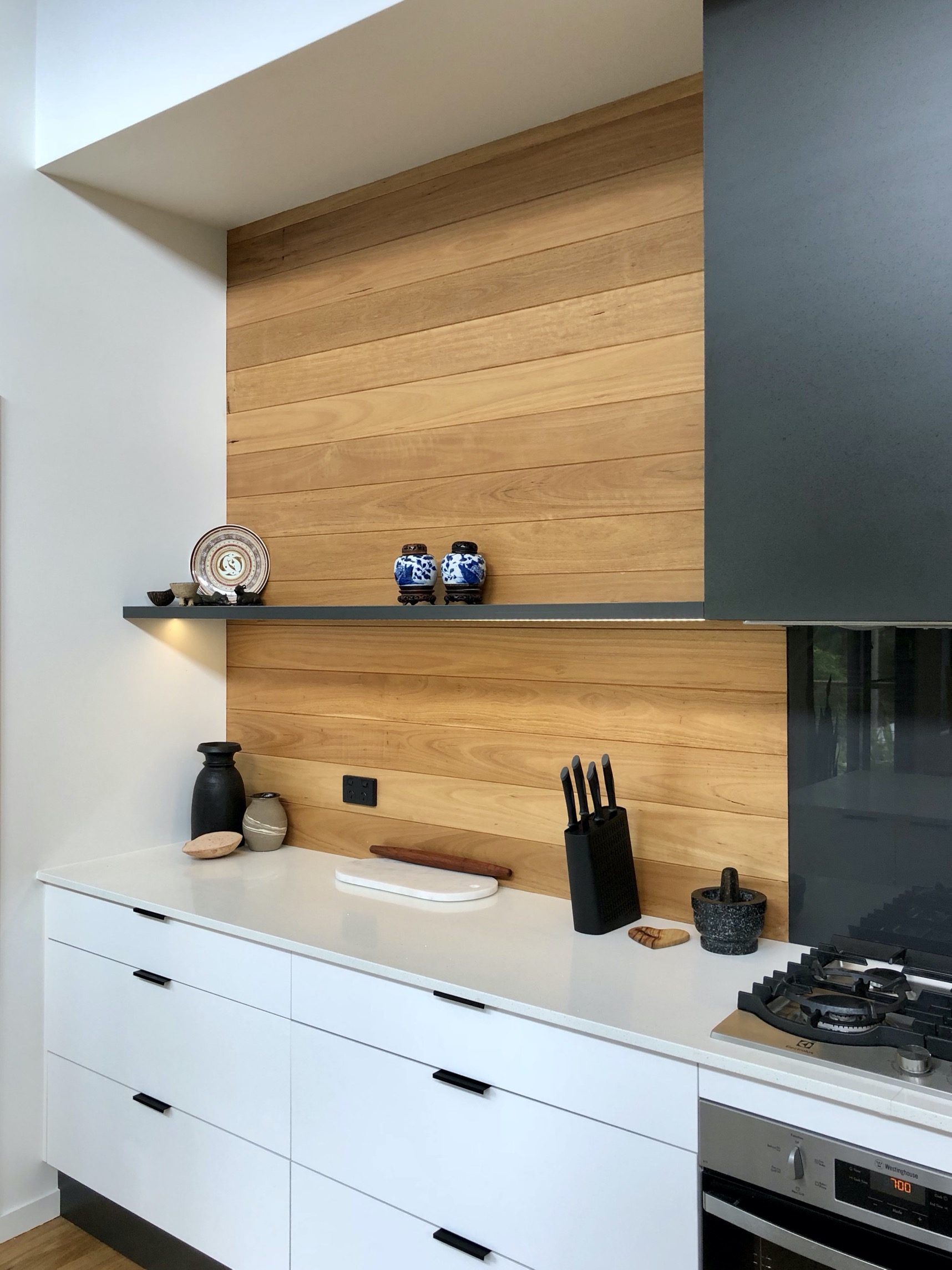 39_Newman_WaveScreen