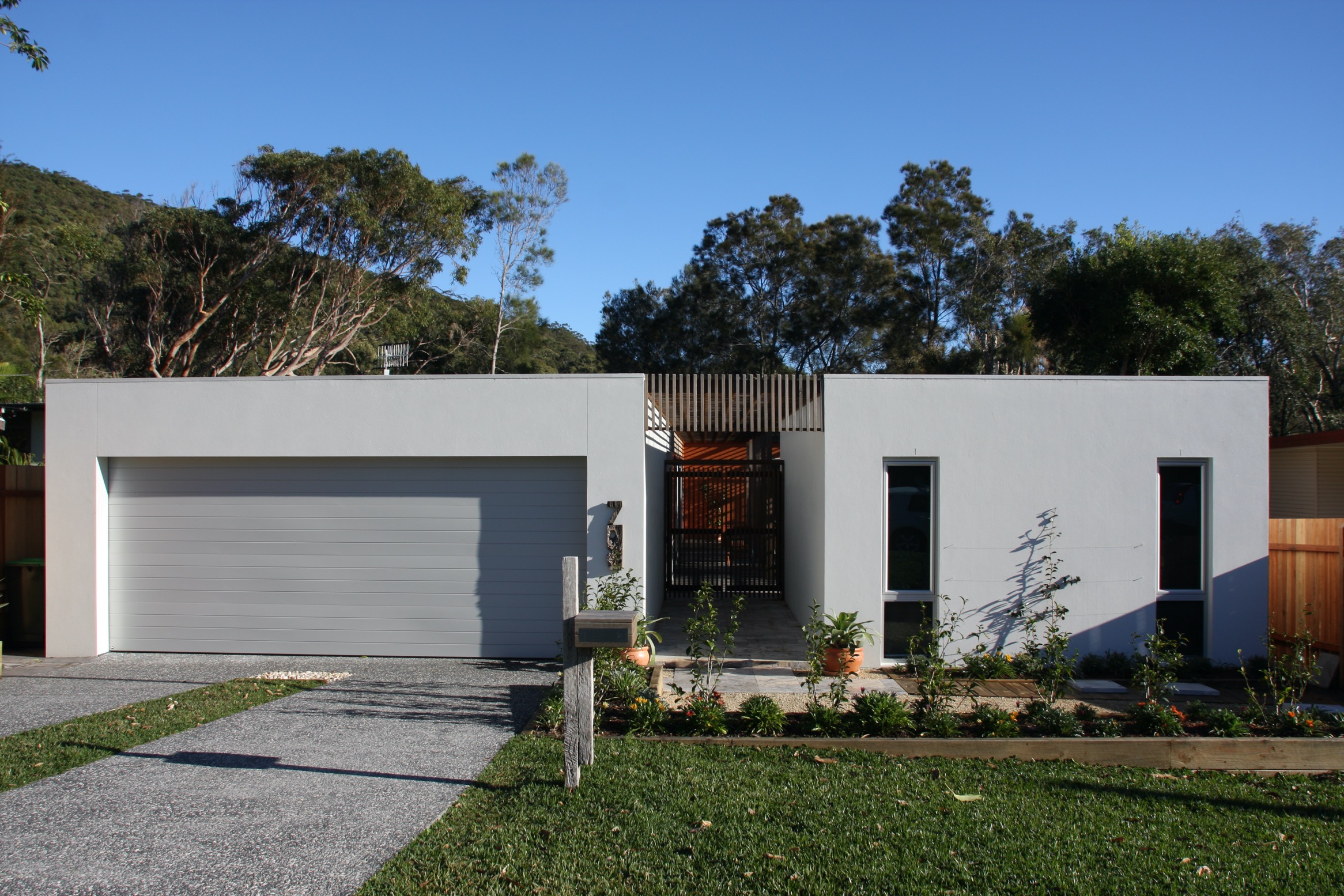 RAHAA_SurfCoastHouse_IanSercombeArchitect_ClaudiaGabrielLimPics_03a.jpeg