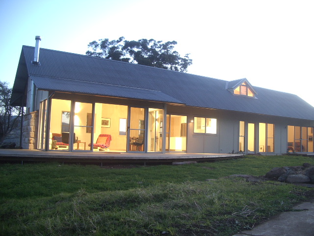 RAHAA_SurfCoastHouse_IanSercombeArchitect_ClaudiaGabrielLimPics_06.jpeg