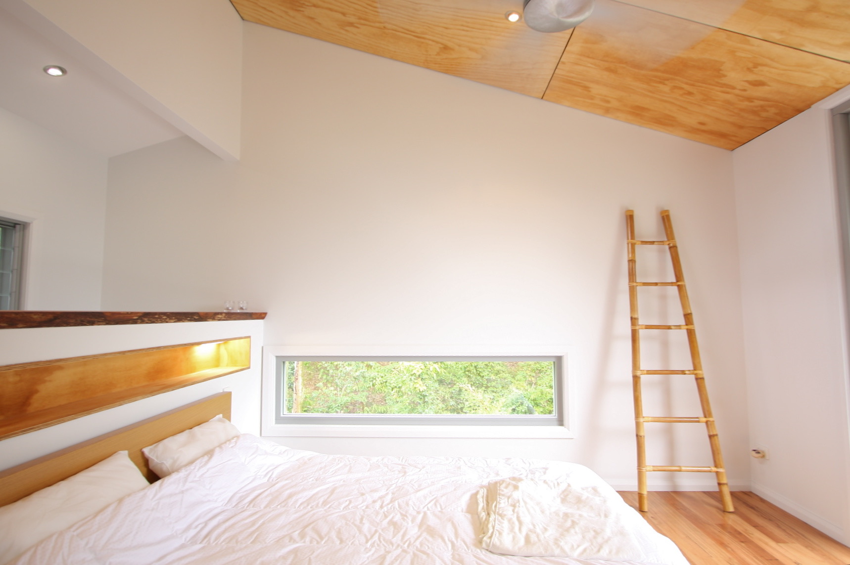 RAHAA_SurfCoastHouse_IanSercombeArchitect_ClaudiaGabrielLimPics_06.jpeg