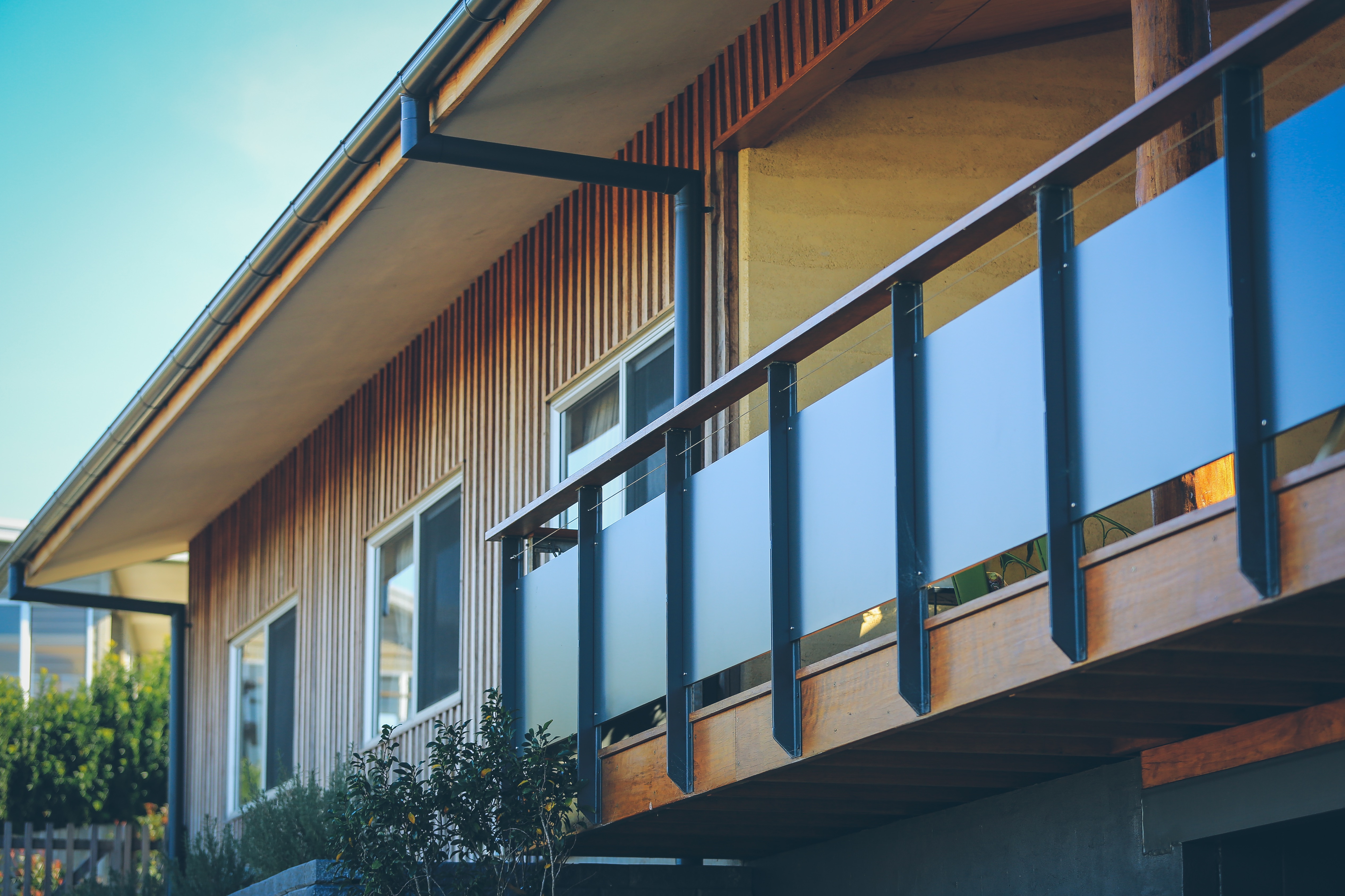 39_Newman_WaveScreen